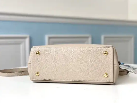 Official oldcobbler MM EVER BB LOUIS VUITTON LOCKME 0703